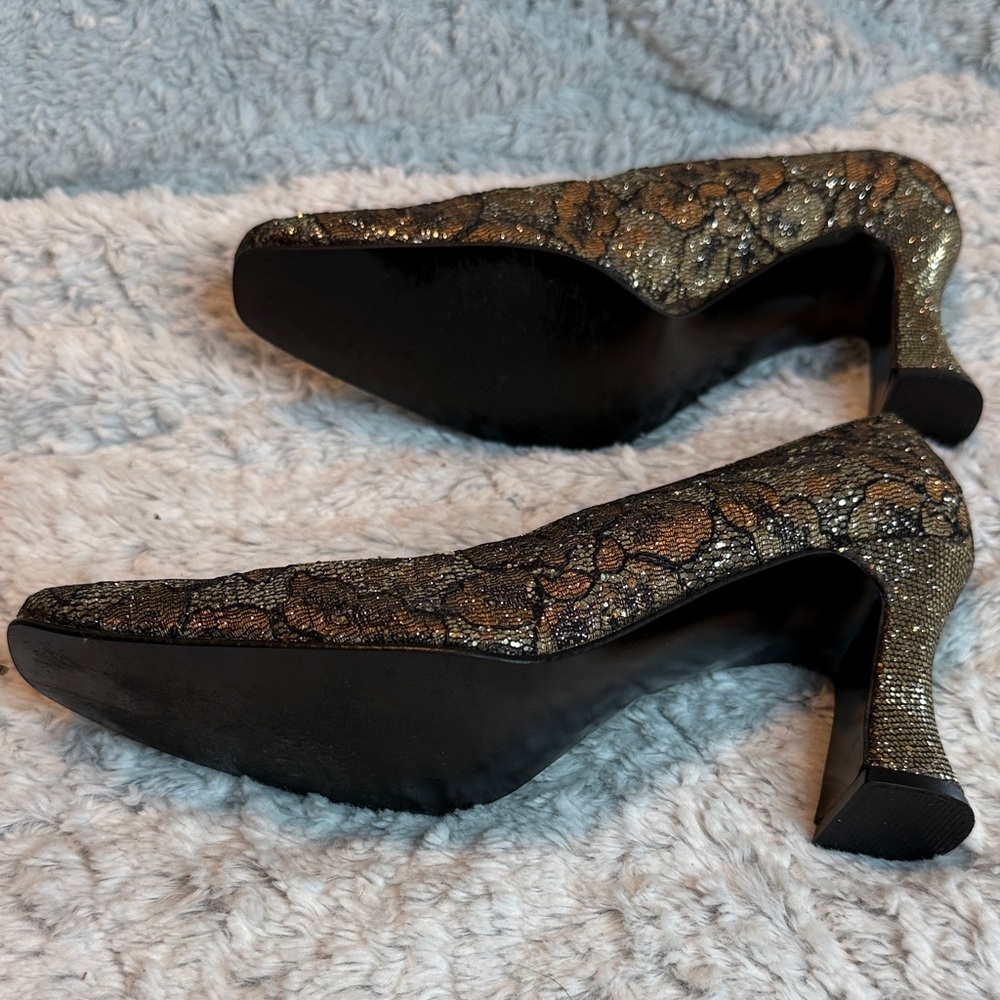 J.Renee Pumps - Picture 7 of 8